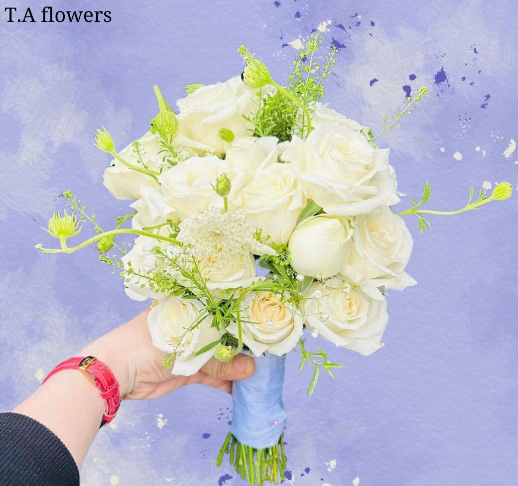 hoa-cam-tay-co-dau-hoa-cuoi-dep-0580